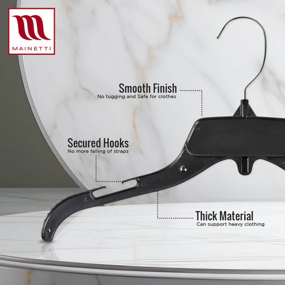 Perchas Mainetti 485 de plástico negro de 15" para camisas y vestidos, con gancho metálico giratorio y muescas para correas.